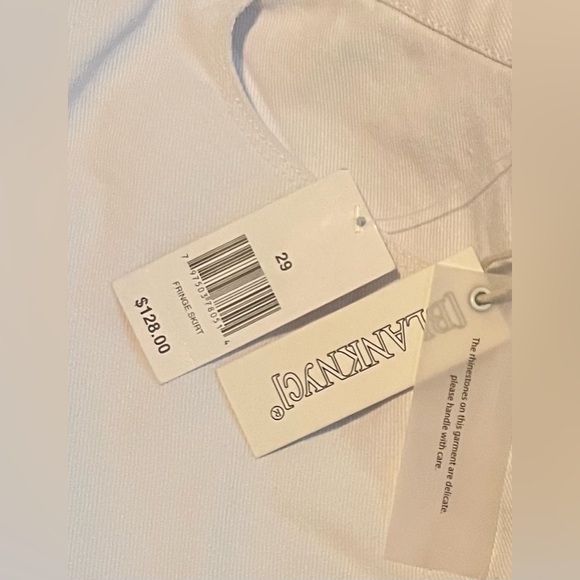 BLANKNYC Cotton Rhinestone Fringe Trim White Denim Skirt Sz 29 - Picture 3 of 4